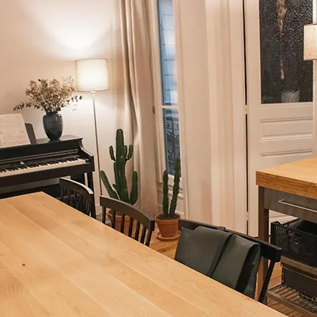 Cosy Apartment In The Heart Of Paris Apartment *