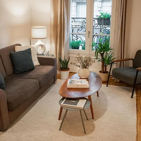 Cosy Apartment In The Heart Of Paris Apartment Paris
